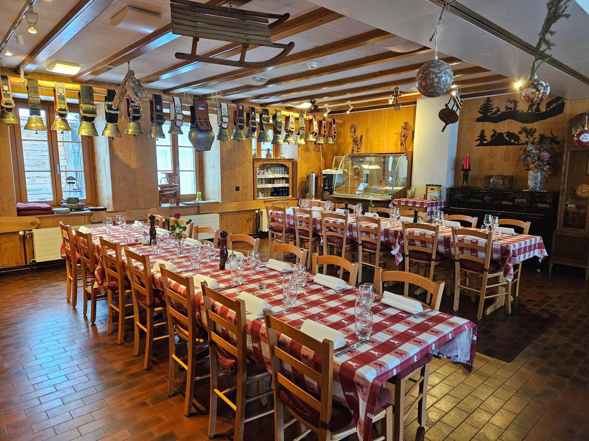 Hotel Restaurant Du Marchairuz 르브라시아 외부 사진
