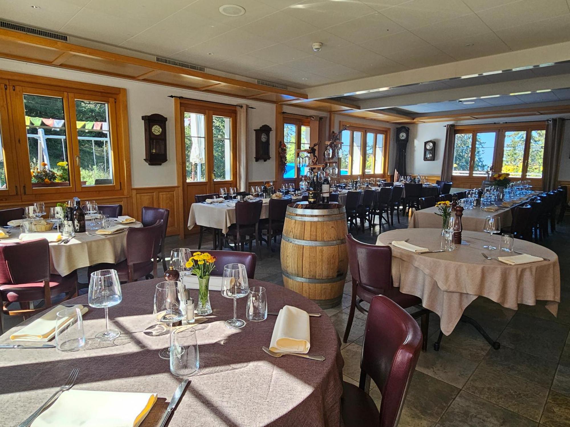 Hotel Restaurant Du Marchairuz 르브라시아 외부 사진