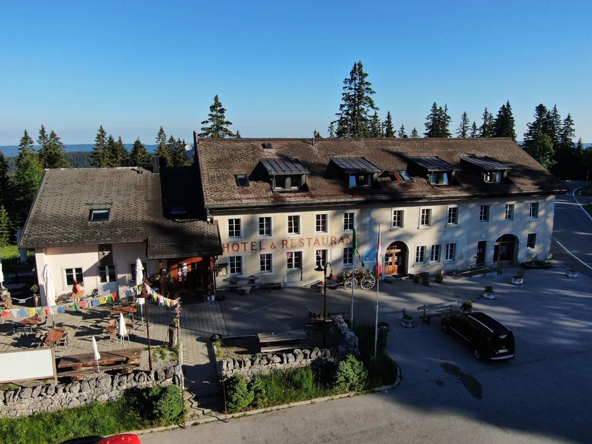 Hotel Restaurant Du Marchairuz 르브라시아 외부 사진